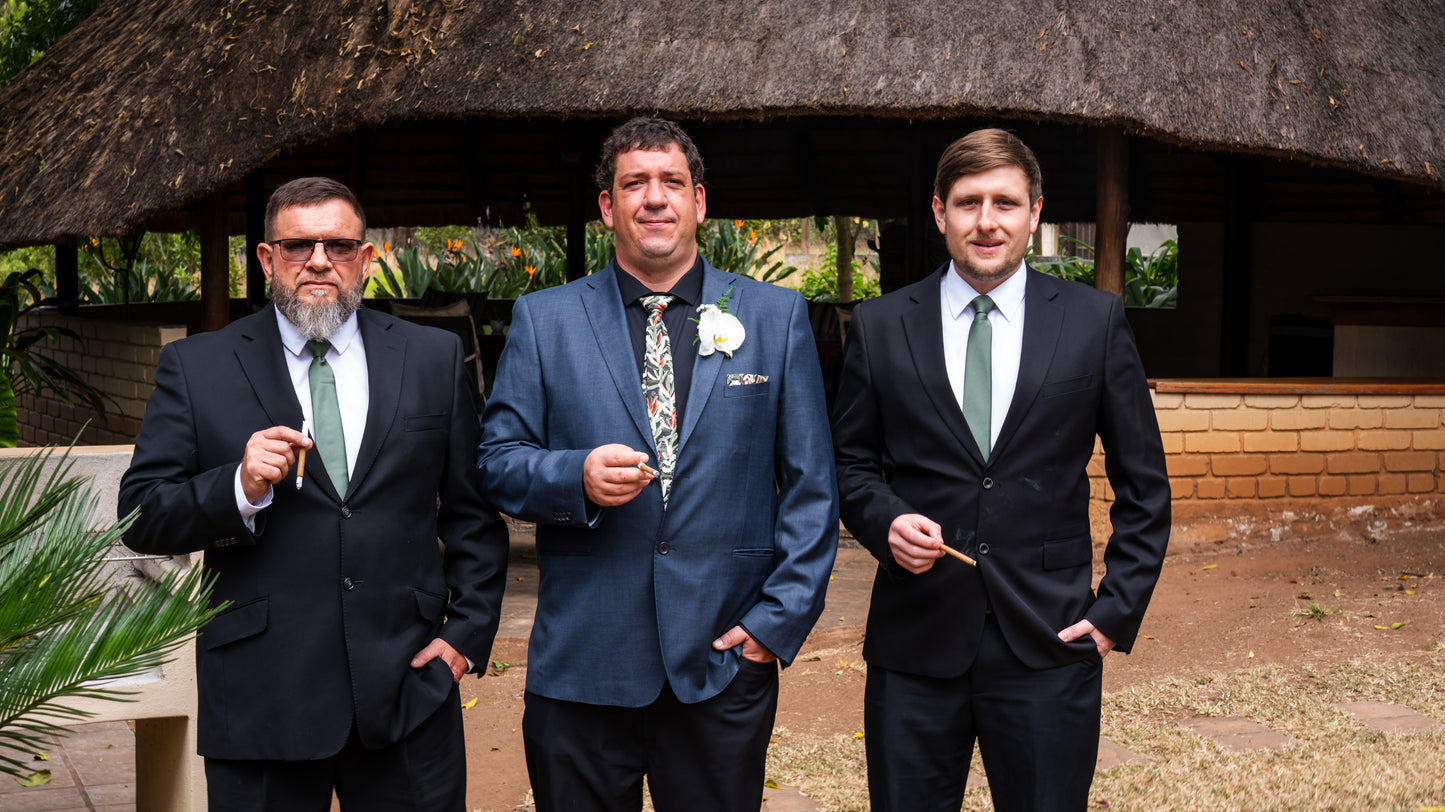 Megan & Giardt — Witrivier, Arch and Arrow